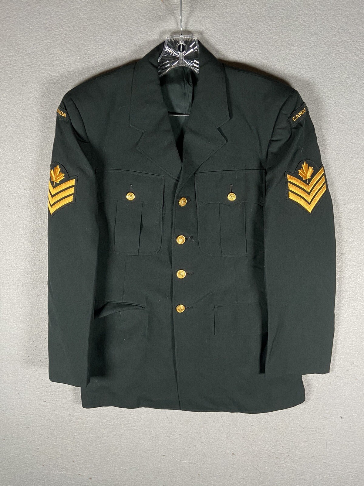 1969 Men's Service Dress Canadian Military Overcoat Greatcoat Sergeant Size N6