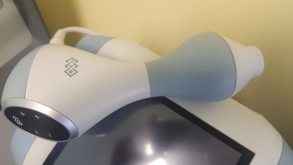 BTL Emtone With New Handpiece Refresh Kit