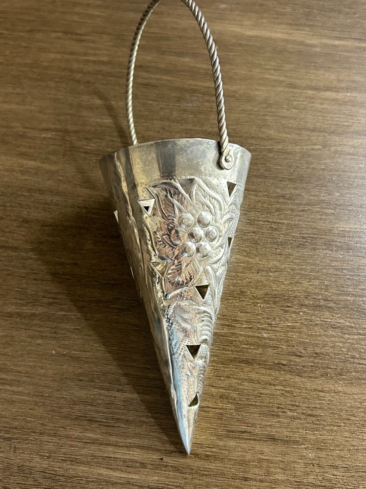 Pair Vintage Silverplate Wall Pocket Vase 5.5" Floral Repousse