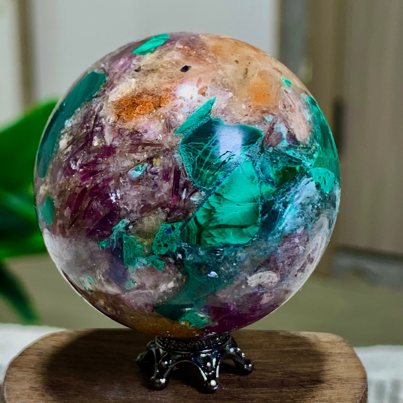127G Newly discovered rare malachite purple mica symbiotic sphere restoration