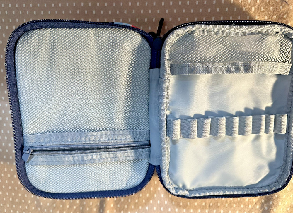 Empty Crochet Hook Case Cute Elephants For Various Sized Hooks zipper