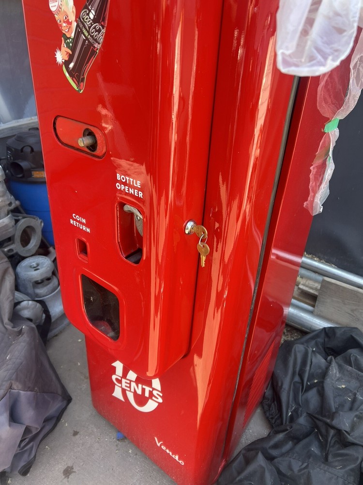COCA COLA VENDO 44 Replacement Lock For VMC 44