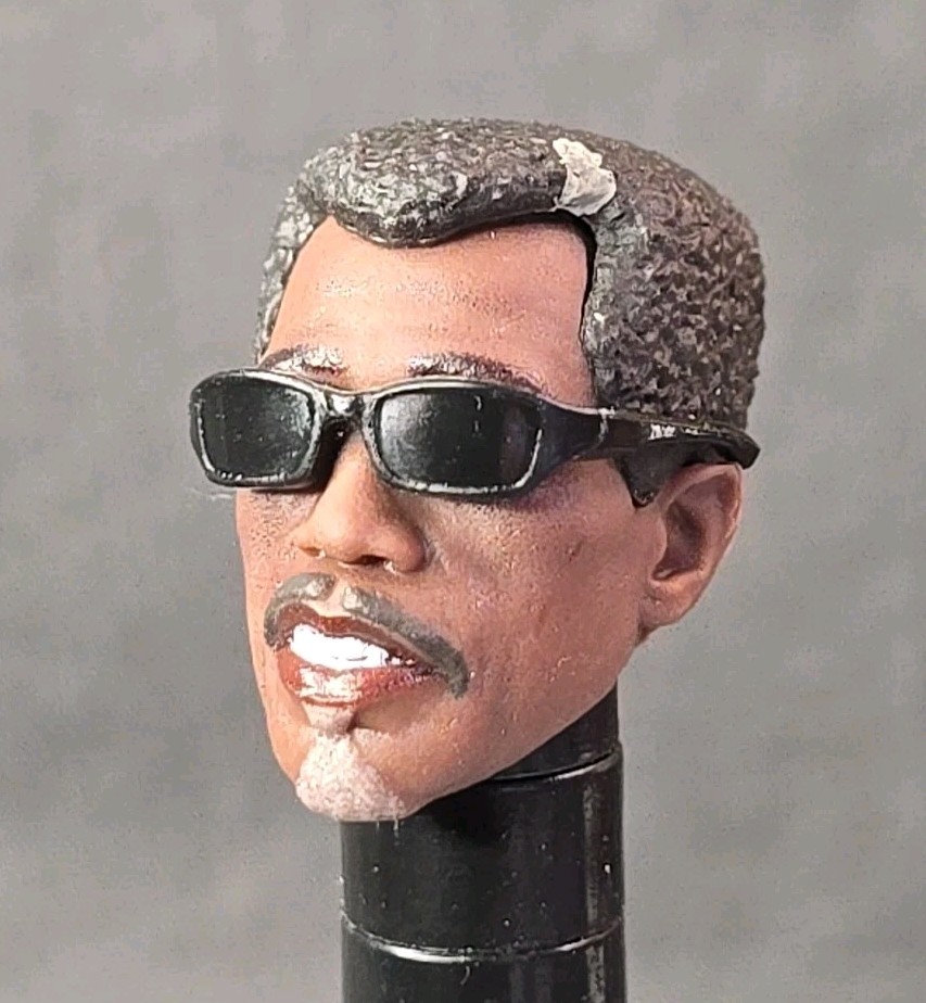 Marvel Legends Deadpool & Wolverine Blade action figure smiling HEAD accessory