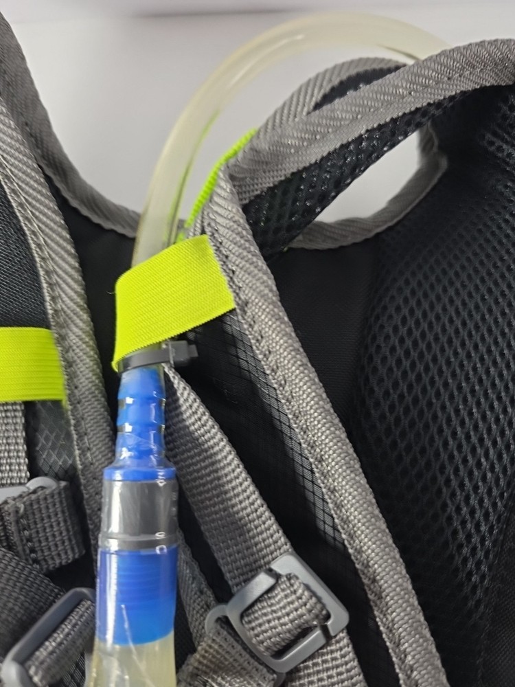Outdoor Products Hydration Pack Trail Sprint 2L Backpack NWT