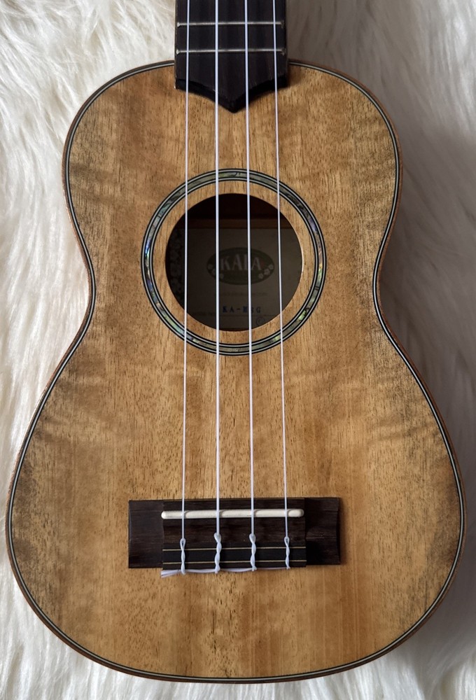 Kala KA-MSG Mango Soprano Gloss Ukulele - Aquila Strings In Excellent Condition