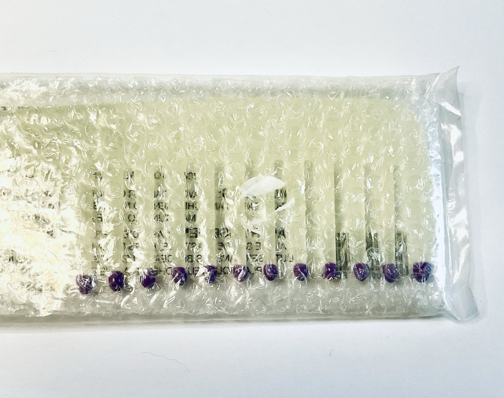 AVON ADVANCE TECHNIQUES DETANGLING SHOWER COMB WITH HOOK SEALED NOS