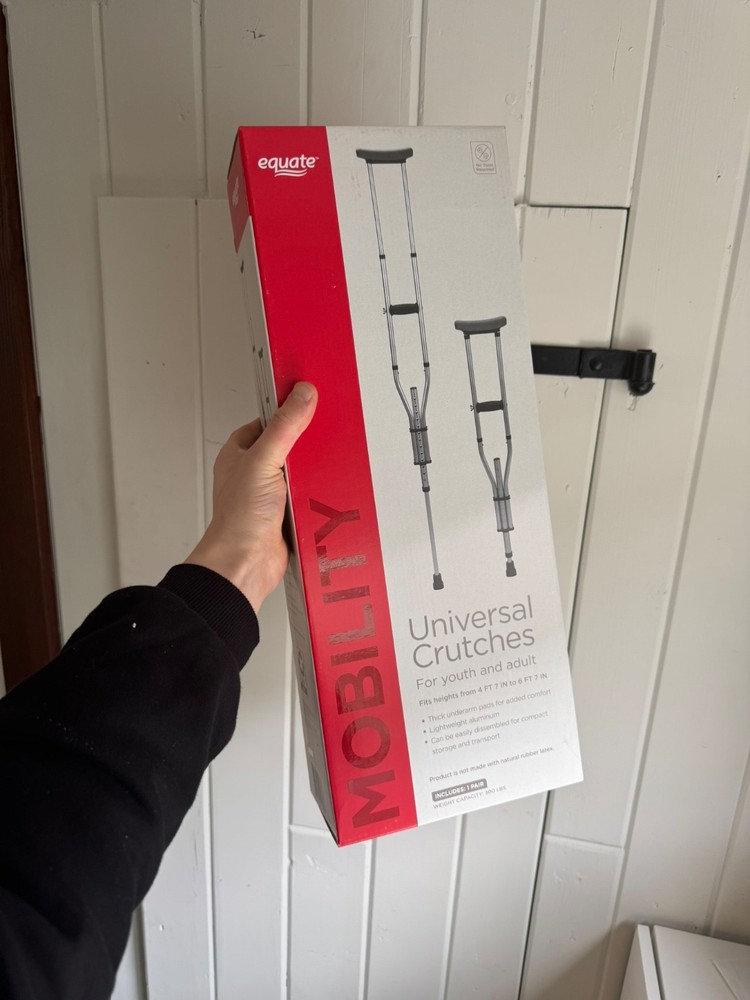 Equate Universal Crutches - Aluminum