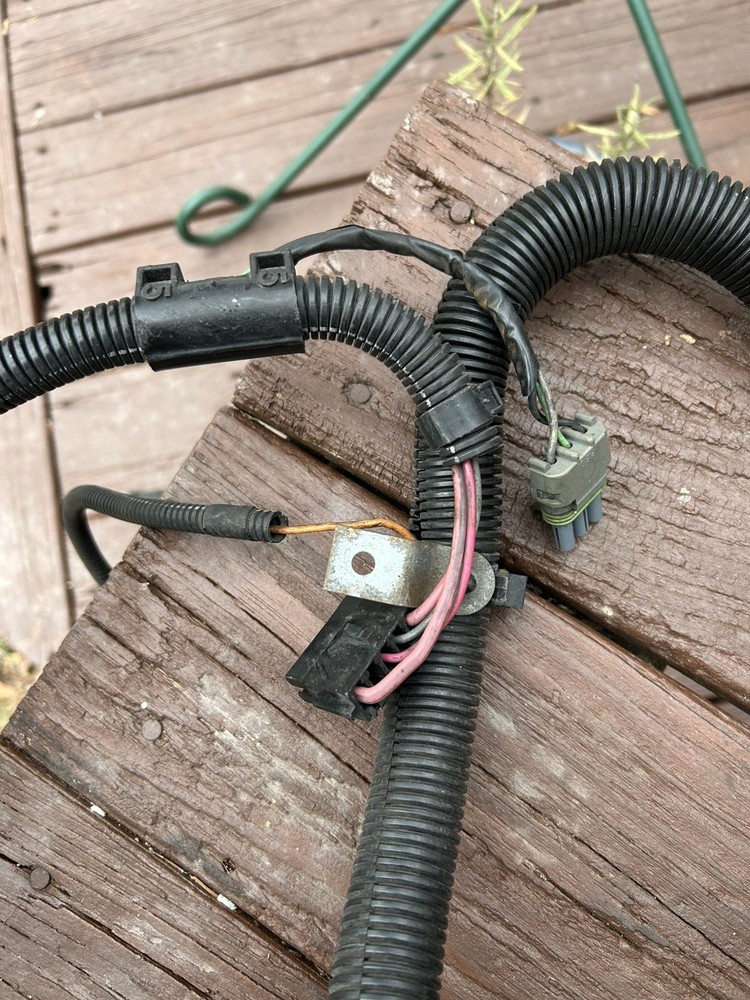 1985-87 Camaro Firebird V8 GM ECM Serv. Computer Brain Module and wiring harness