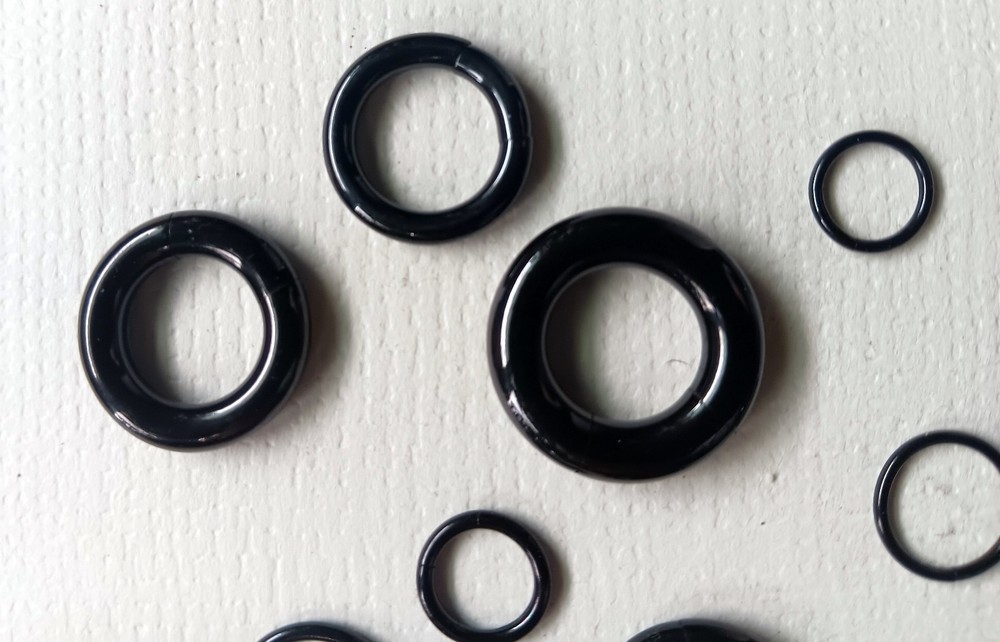 CBR Continuous Segment Ring 6g 7/16" Black Titanium Anodized Septum Nose Ear C-1