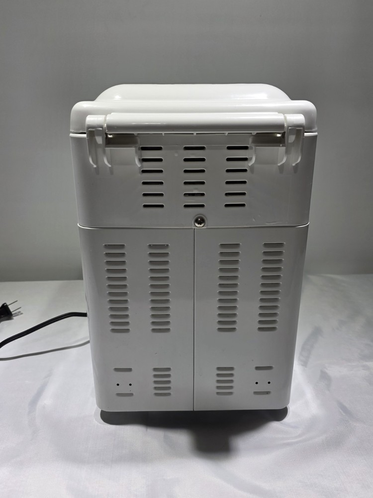 Hitachi HB-B101 Bread Machine Automatic Home Bakery. TESTED