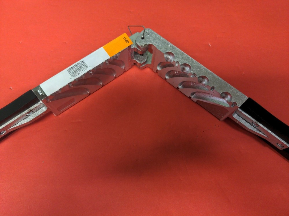 1180-CRESCENT SINKER MOLD-CR-4-AB