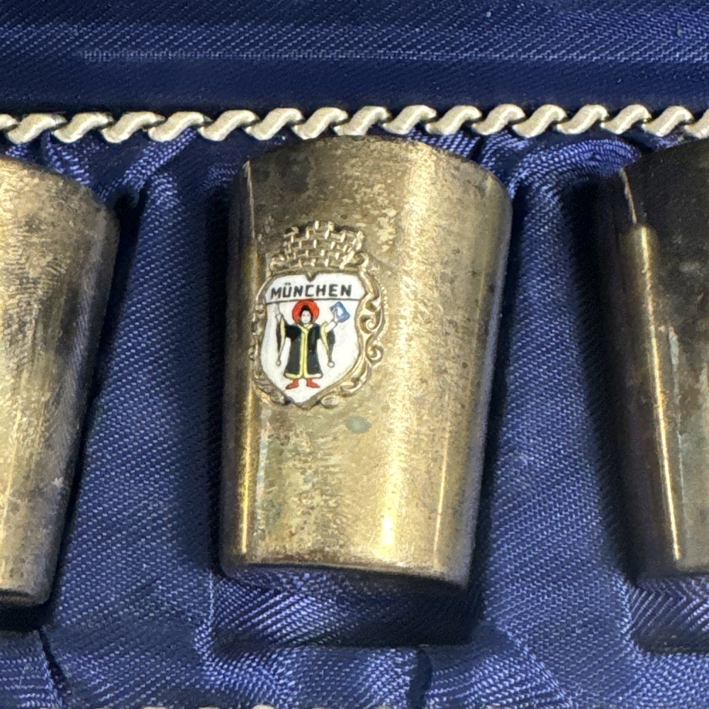 VTG GERMANY SET 8 GERMAN CITY COAT OF ARMS SILVER PLATE SHOT GLASS CUPS W/ CASE