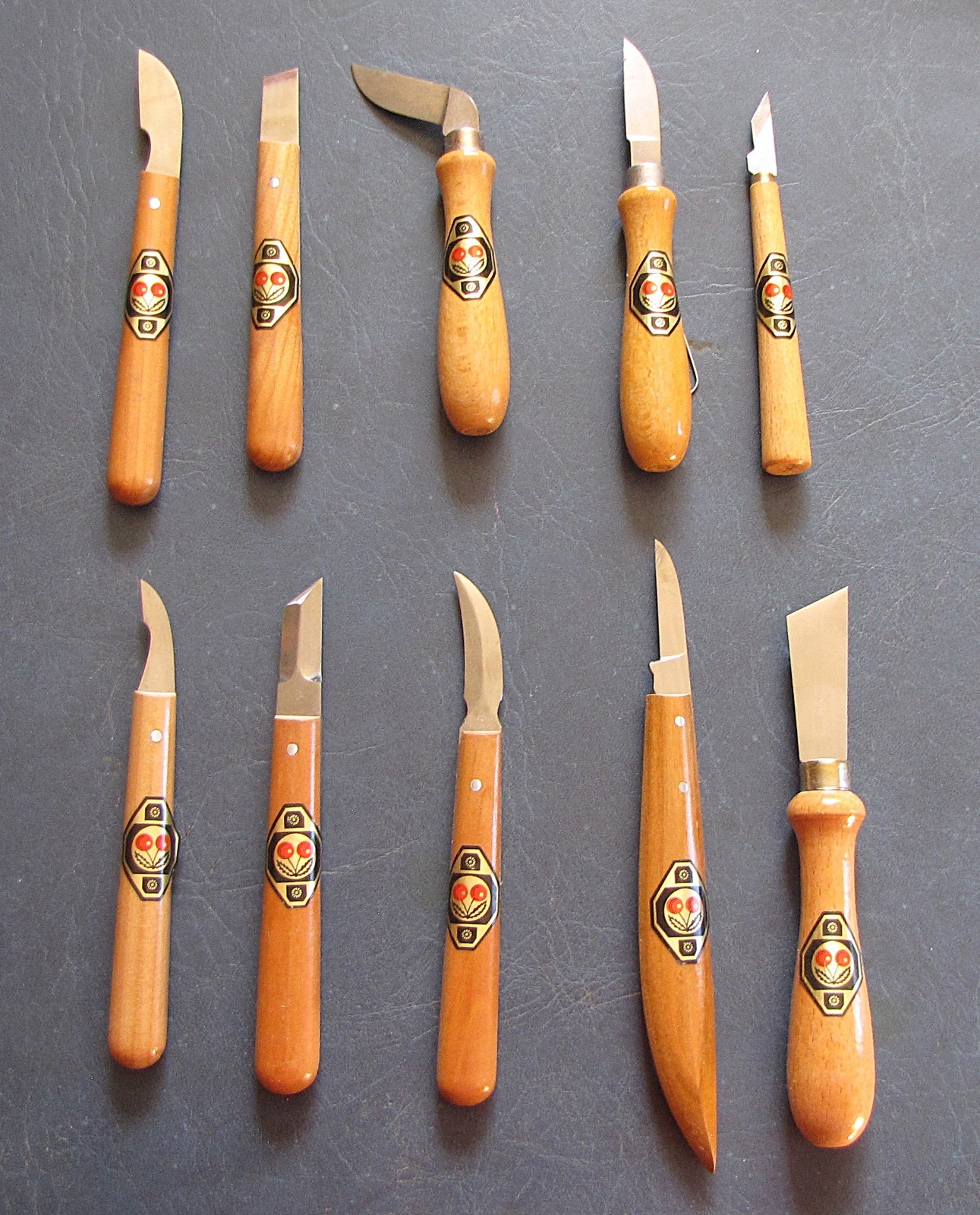 Two Cherries 10-pc wood carving knife set - Germany - never used