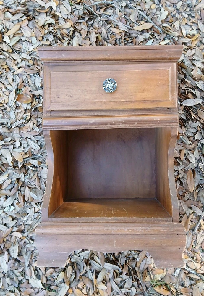 Mid Century Maple Nightstand   (64006)24"x15"