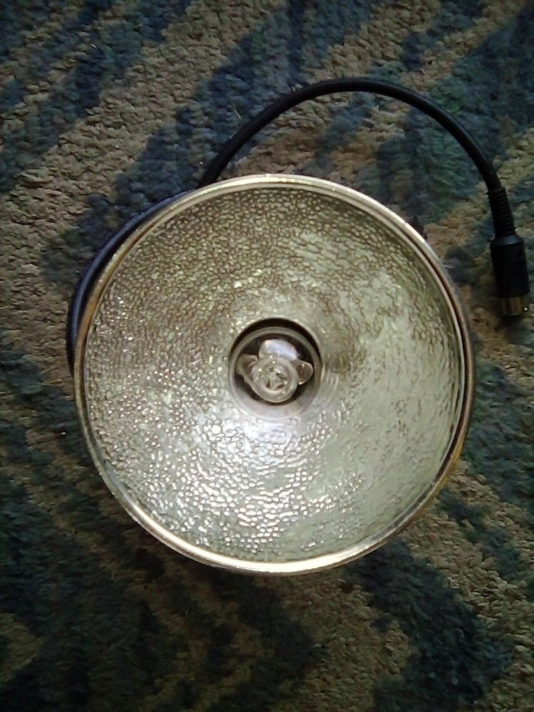 Aluma Lite FH200 Battery Powered Flash Head