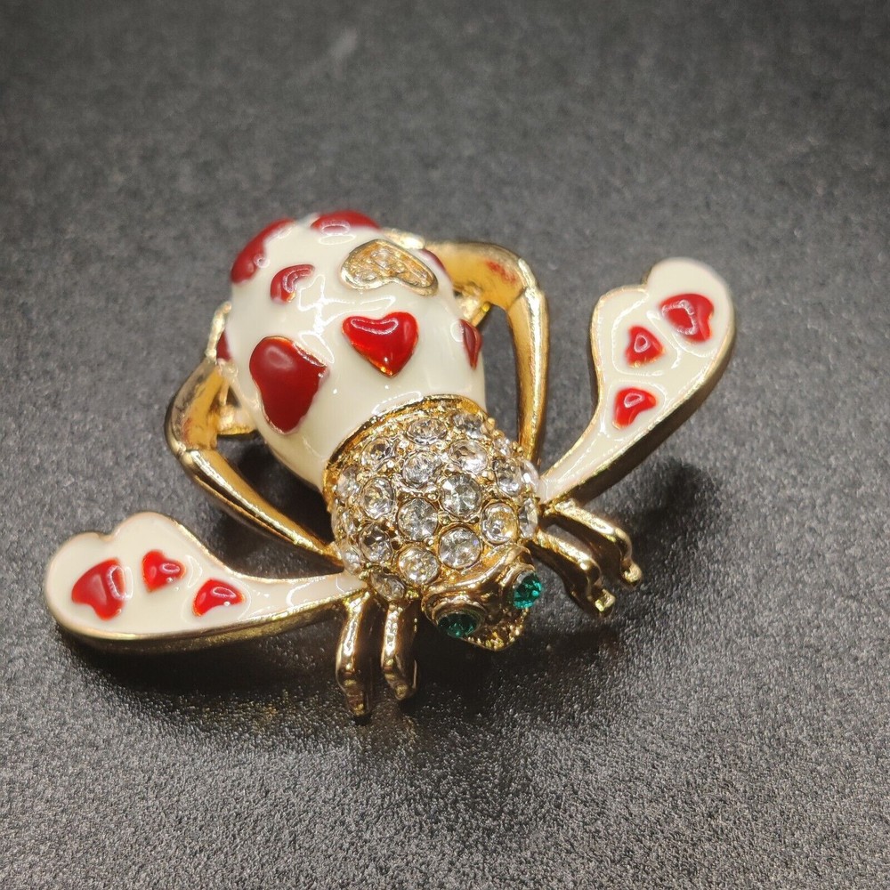 Joan rivers bee pin rare