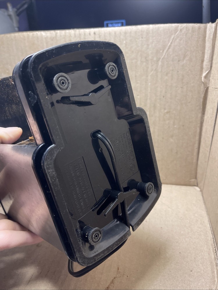 Cuisinart Supreme Grind Automatic Burr Mill Grinder model CCM-16PC