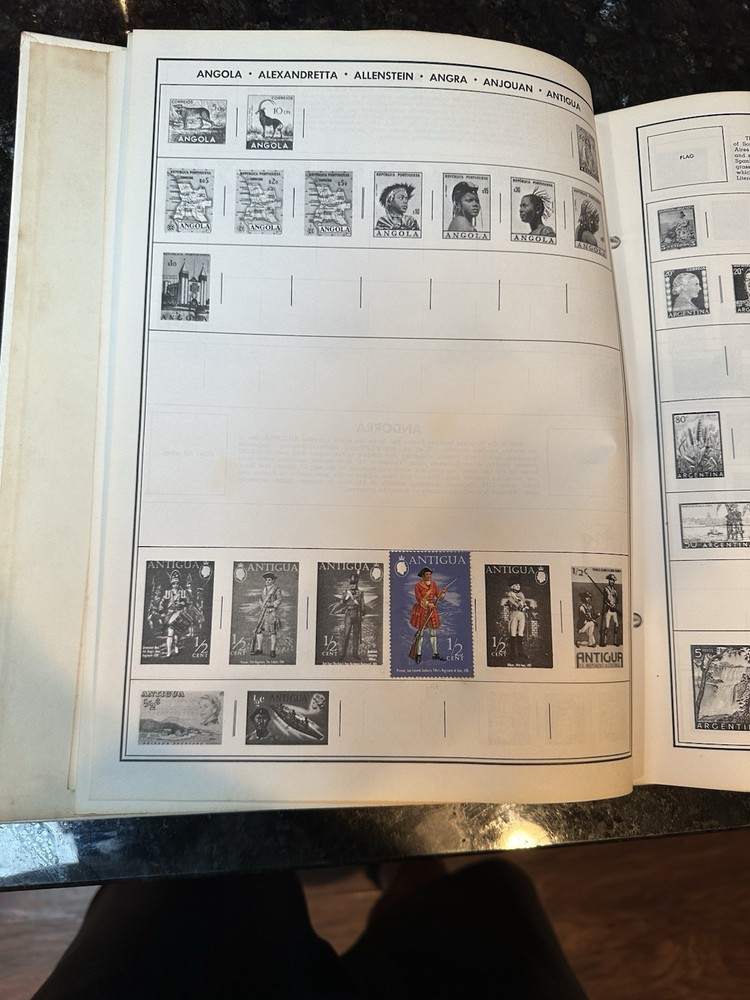 VTG 1977 Traveler Stamp Album With Many Stamps.