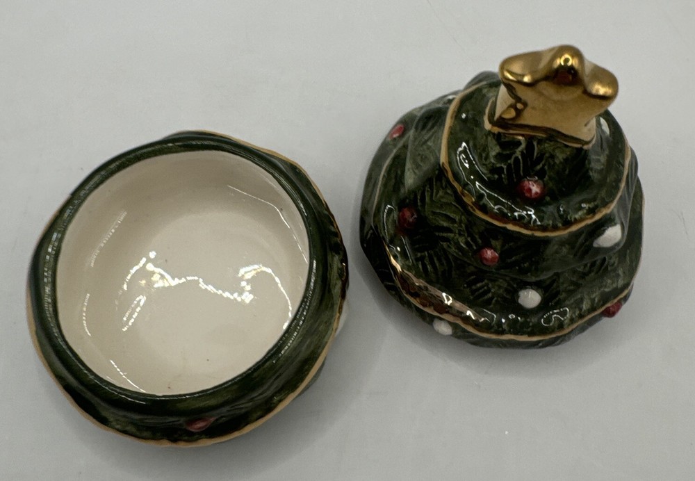 JCM mini Christmas Tree Trinket Box/Ring Box 3” Tall