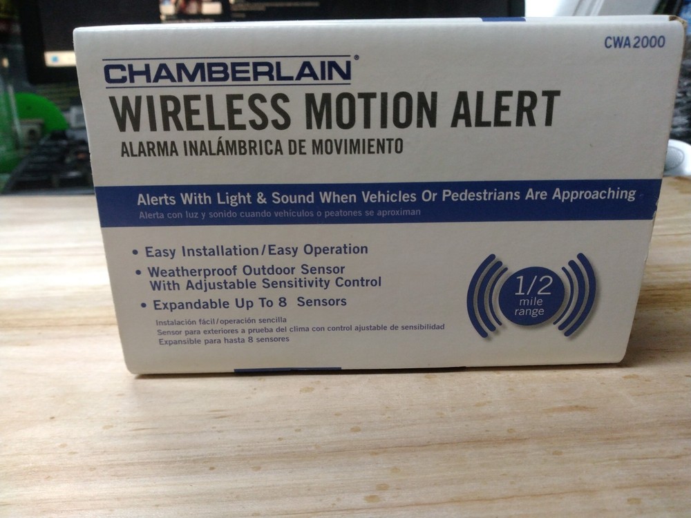 NEW Chamberlain CWA2000 Outdoor Wireless Motion Alert Sensor