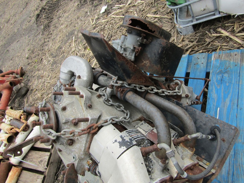CONTINENTAL AIRPLANE ENGINE FOR PARTS