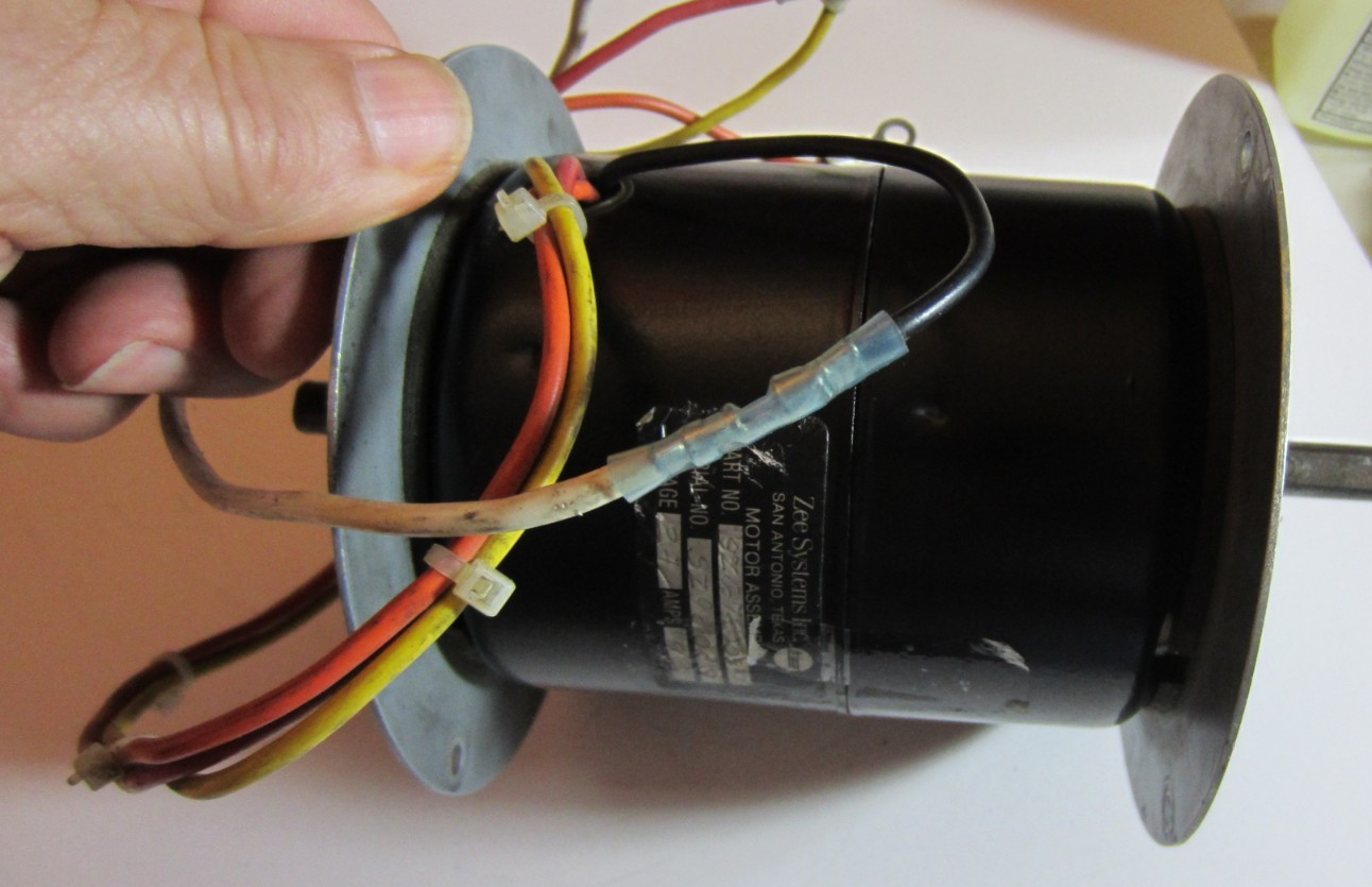 ZEE SYSTEMS MOTOR ASSEMBLY P/N 9Z67-003-1 USED AS REMOVED SPINS FREELY 24 VOLTS