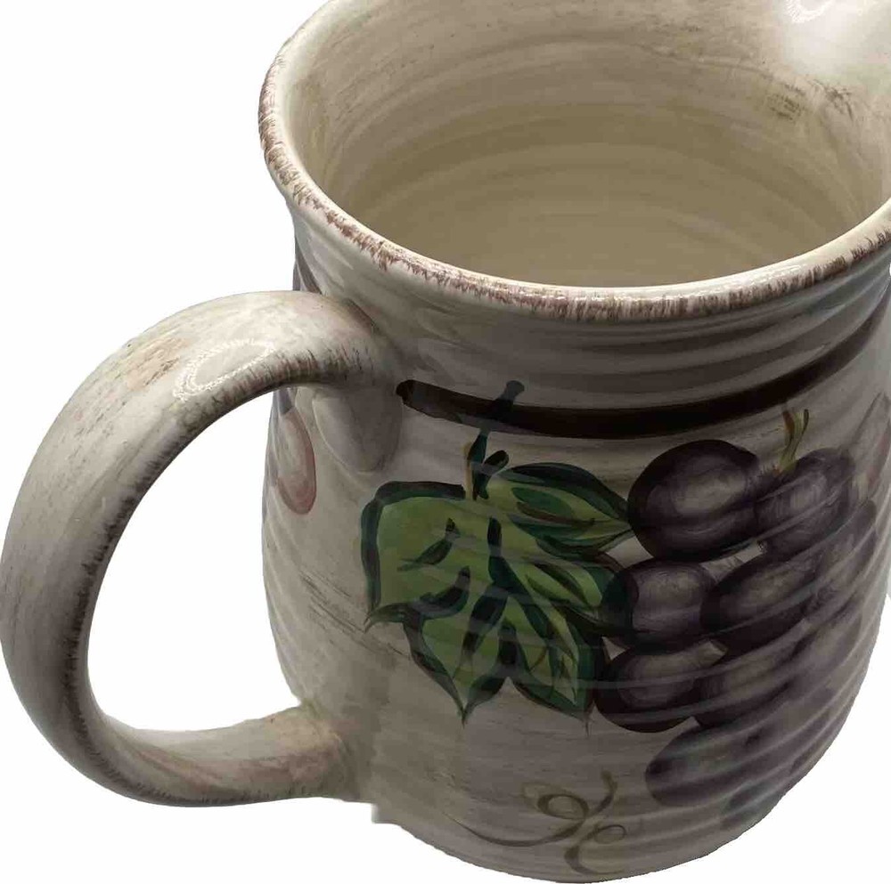 Boulevard Pottery Pitcher 7"