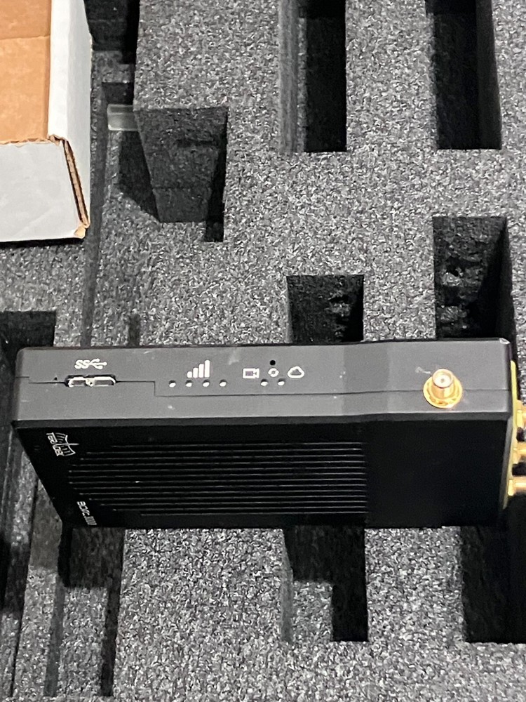 Teradek Bolt 3000 receiver with antenna array in OEM hard case