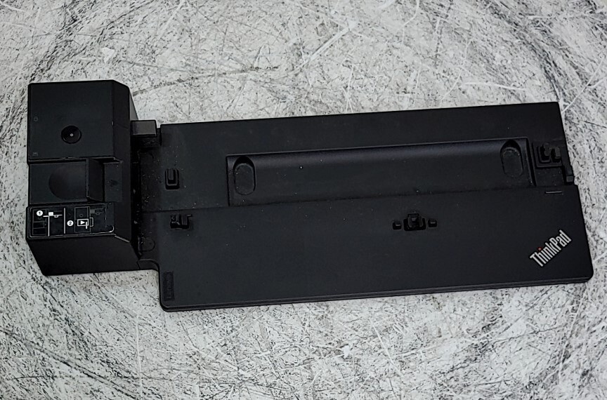 Lenovo 40AH Thinkpad Ultra Docking Station SEE NOTES