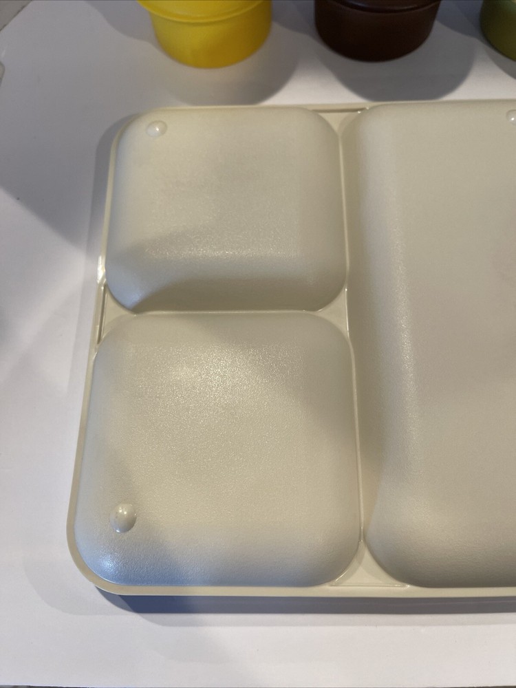 Vintage 2-Tupperware Divided Trays(#1535) & 5-Kids Stackable Cups(#1312)