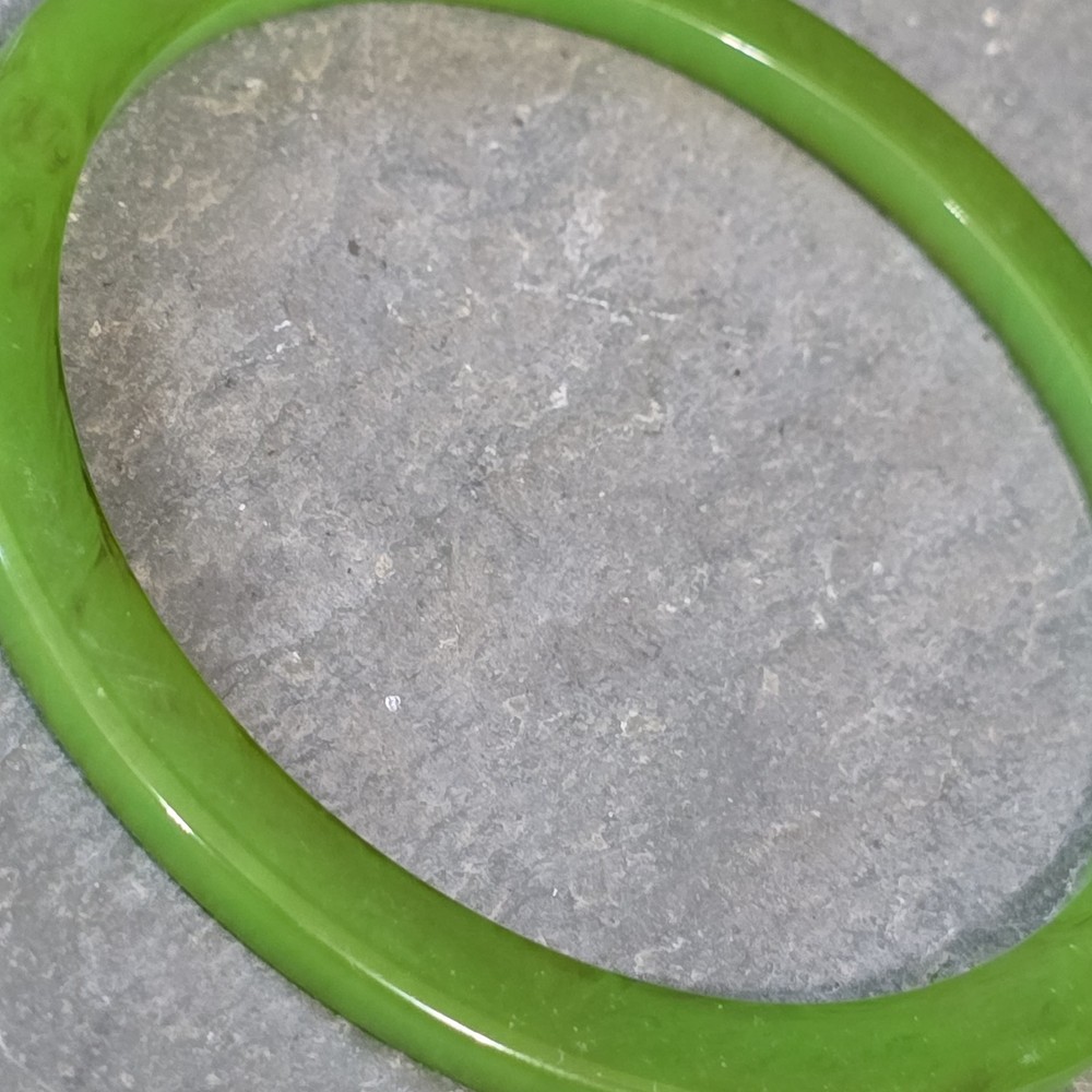 Antique Marbled Green Bakelite Catalin Translucent Bangle Thin Bracelet