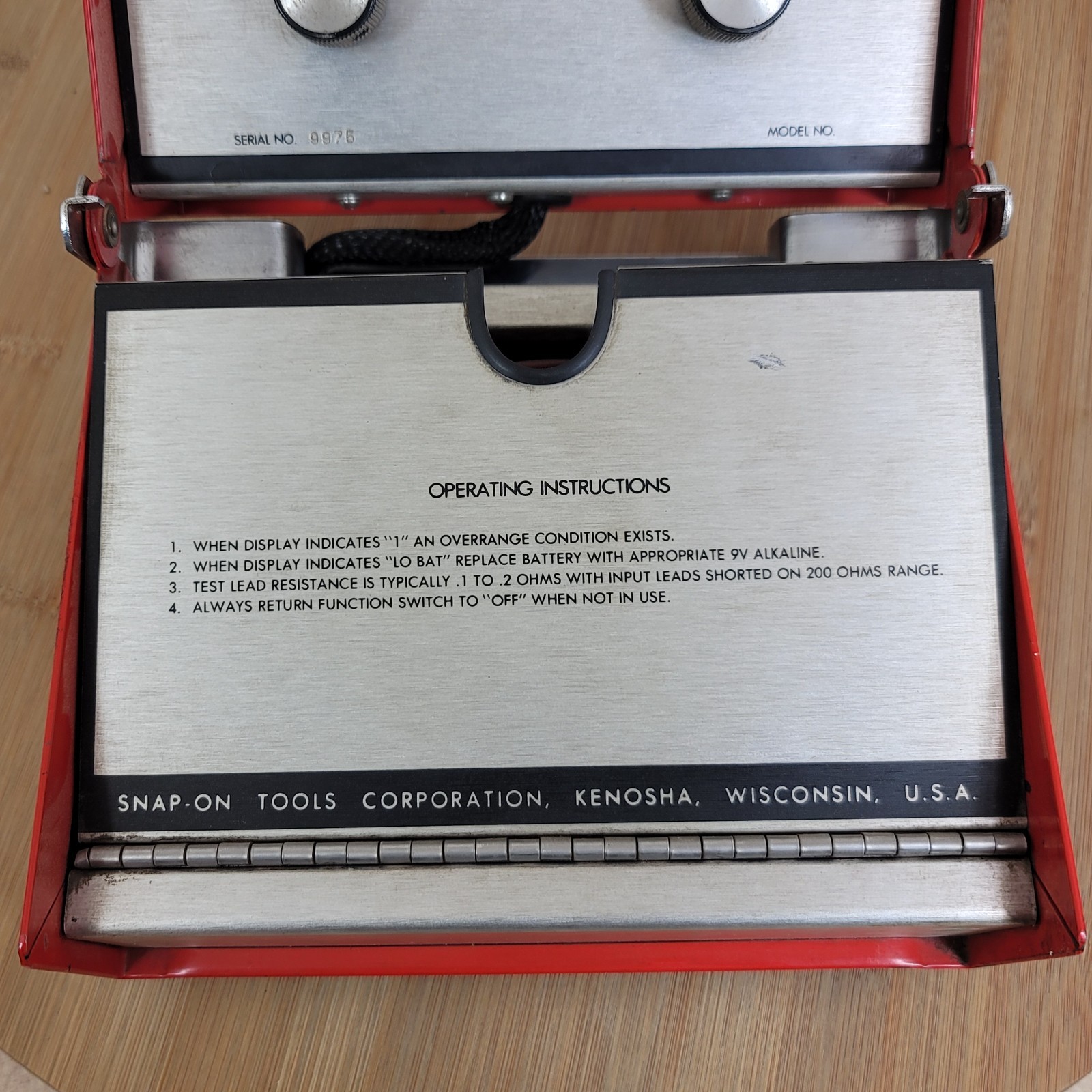 Snap-On MT 470 Digital High Impedance Volt & Ohm Meter - Red