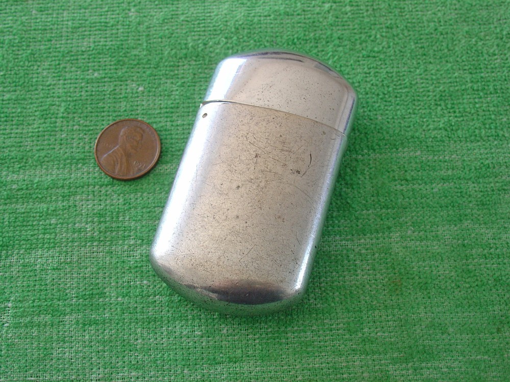 VINTAGE CIGARETTE LIGHTER CASE CHROME CASE UNBRANDED