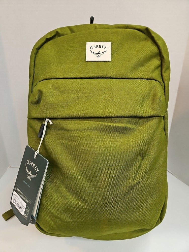Osprey Arcane 30L Backpack. Matcha Green Heather.
