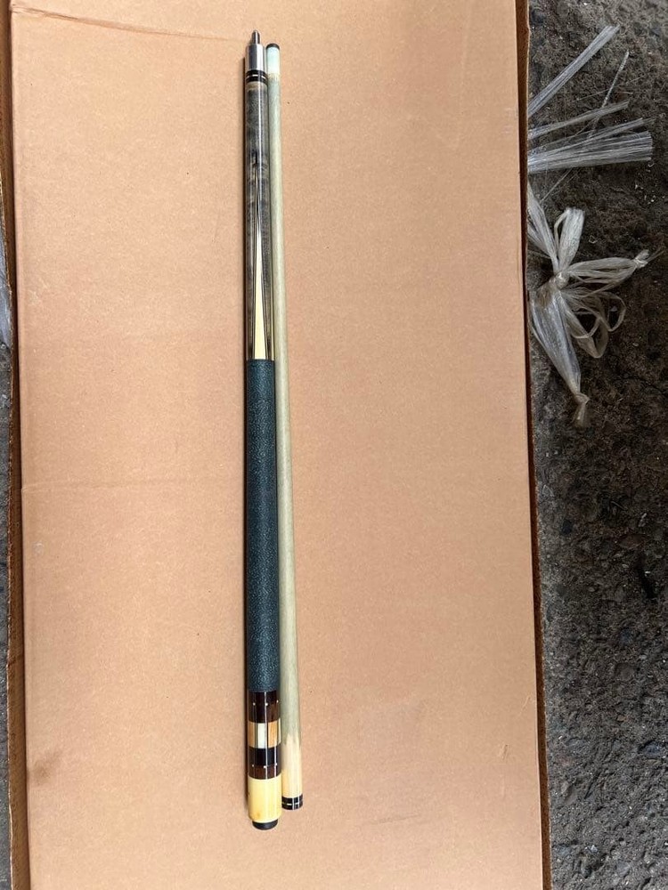 ADA-CHI Brand Unknown - Cue - Set Billiard Cue