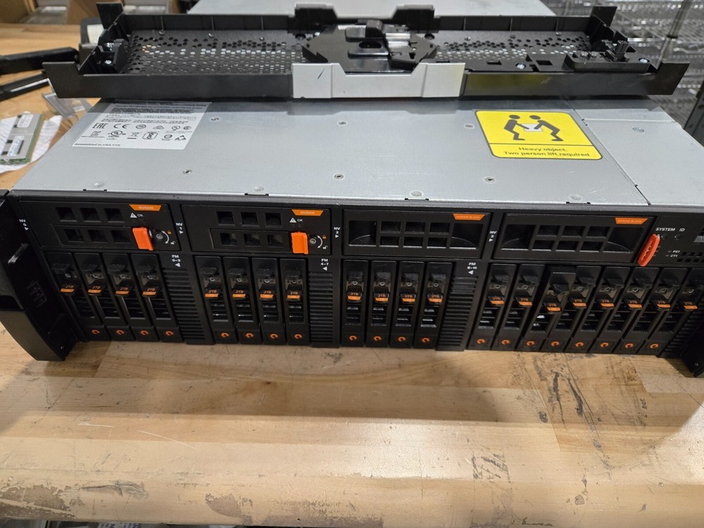 PureStorage FA-M20 pure storage M20 flash array FlashArray R2 Controller SAS FA