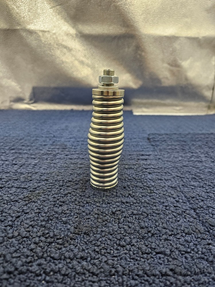 Checkers FS7006-DUD: Heavy Duty Spring Mount for Non-Lighted Whips