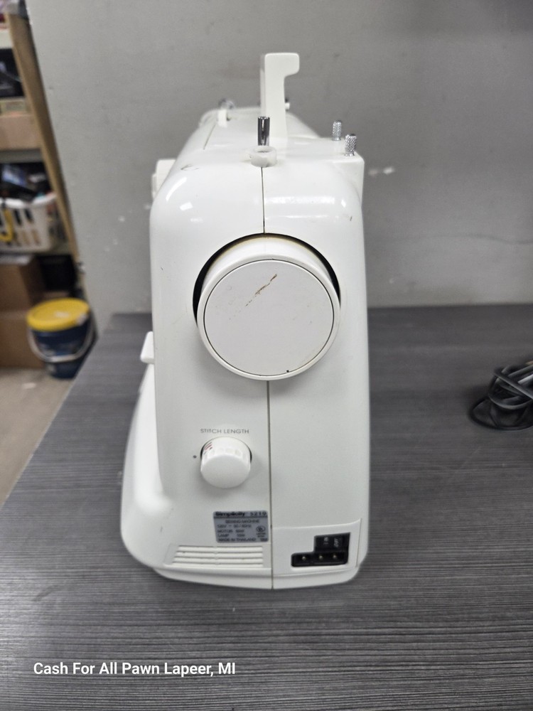 Simplicity Celebrity Model S210 Sewing Machine