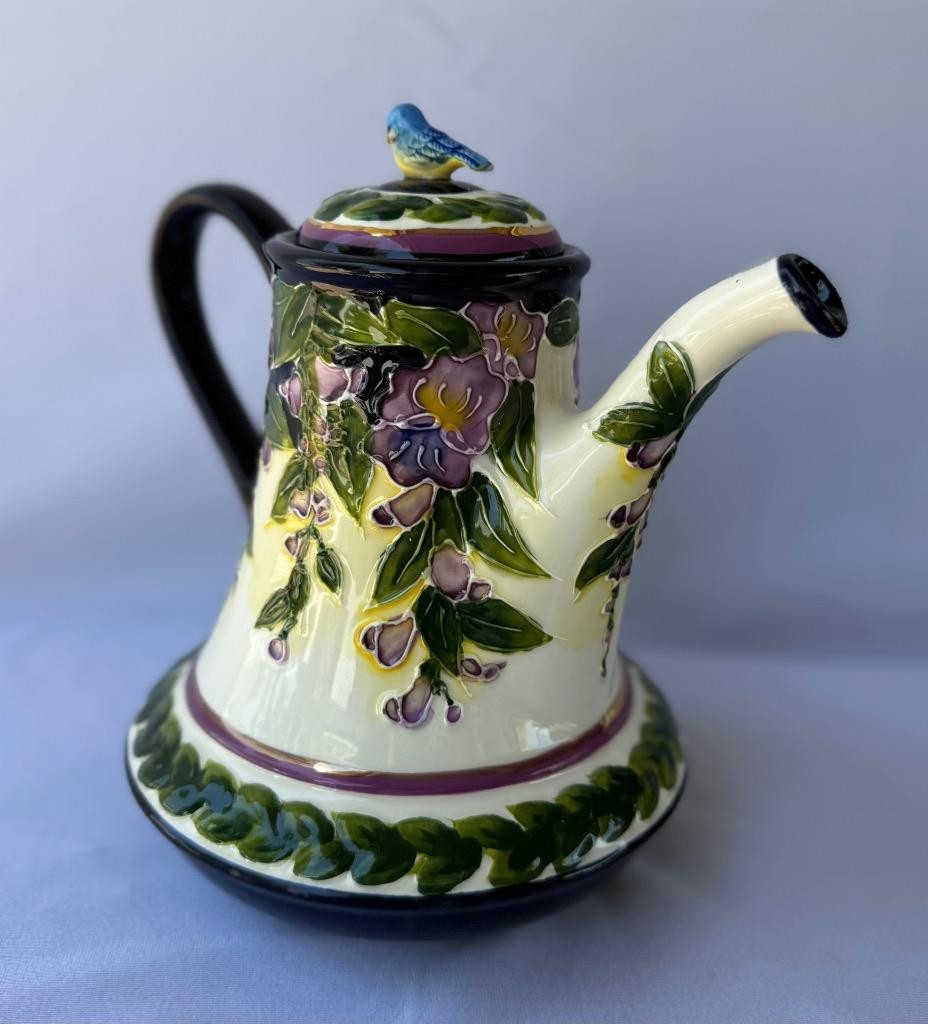 Blue Sky Clayworks Jeanette McCall Wisteria Icing on the cake Ceramic Teapot New
