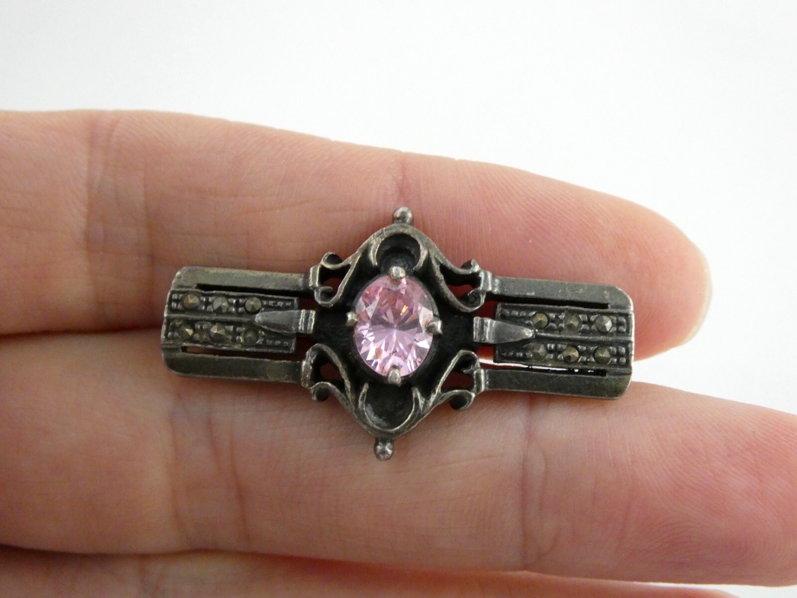 Sterling Silver Pink CZ and Marcasite Studded Bar Brooch Pin 925 6.7g 1.5 Inches