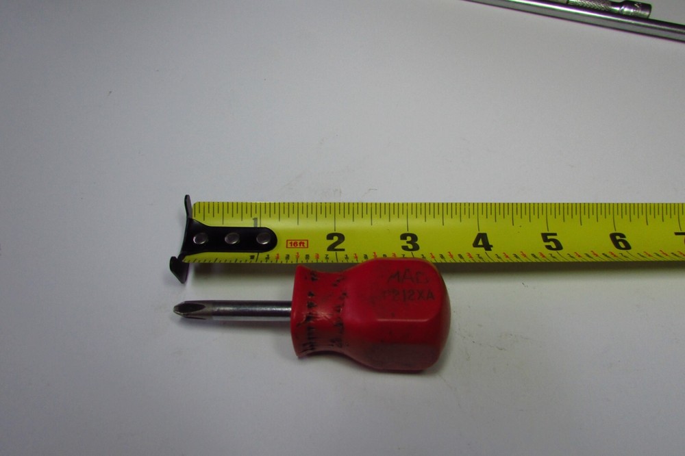 MAC TOOLS #2 PHILLIPS STUBBY SCREWDRIVER - RED - HARD HANDLE - P212XA