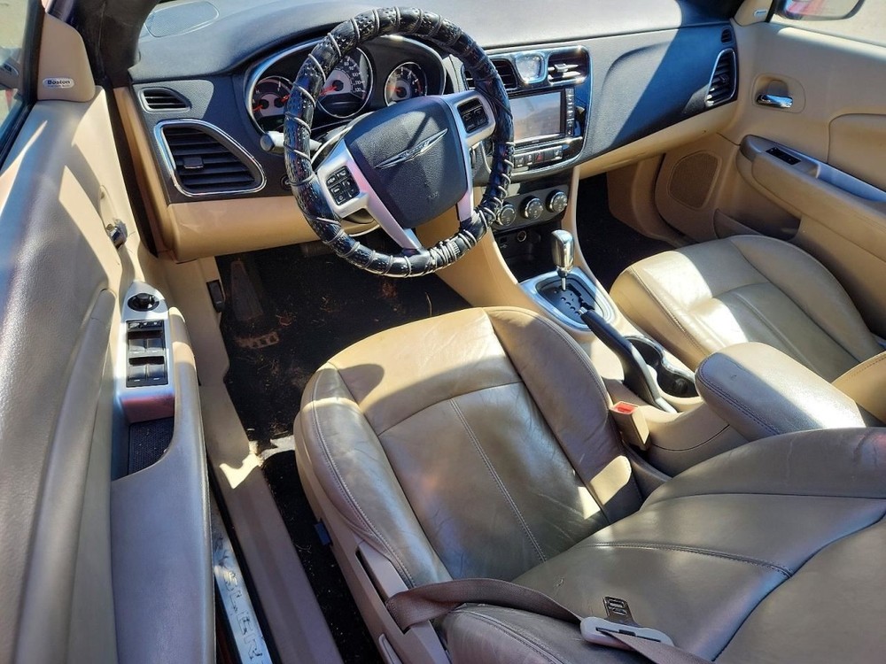 200 2013 Glove Box 5011620