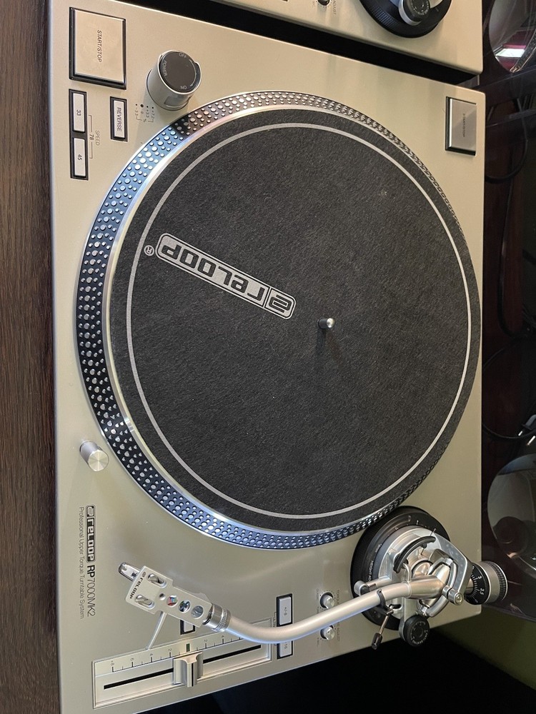 Reloop RP 7000MK2 - Pair W/ Extras !!! EXCELLENT
