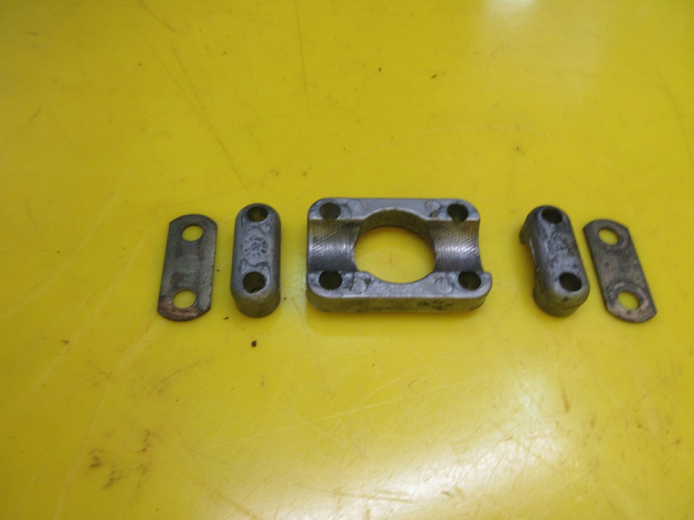 SKI DOO SKIDOO 700 GRAND TOURRING HANDEBAR RISER STEERING SUPPORT UPPER & LOWER