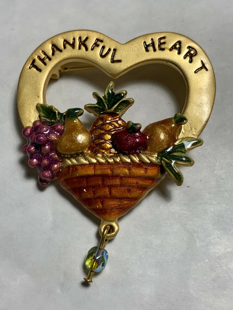 TC Pin Thankful Heart