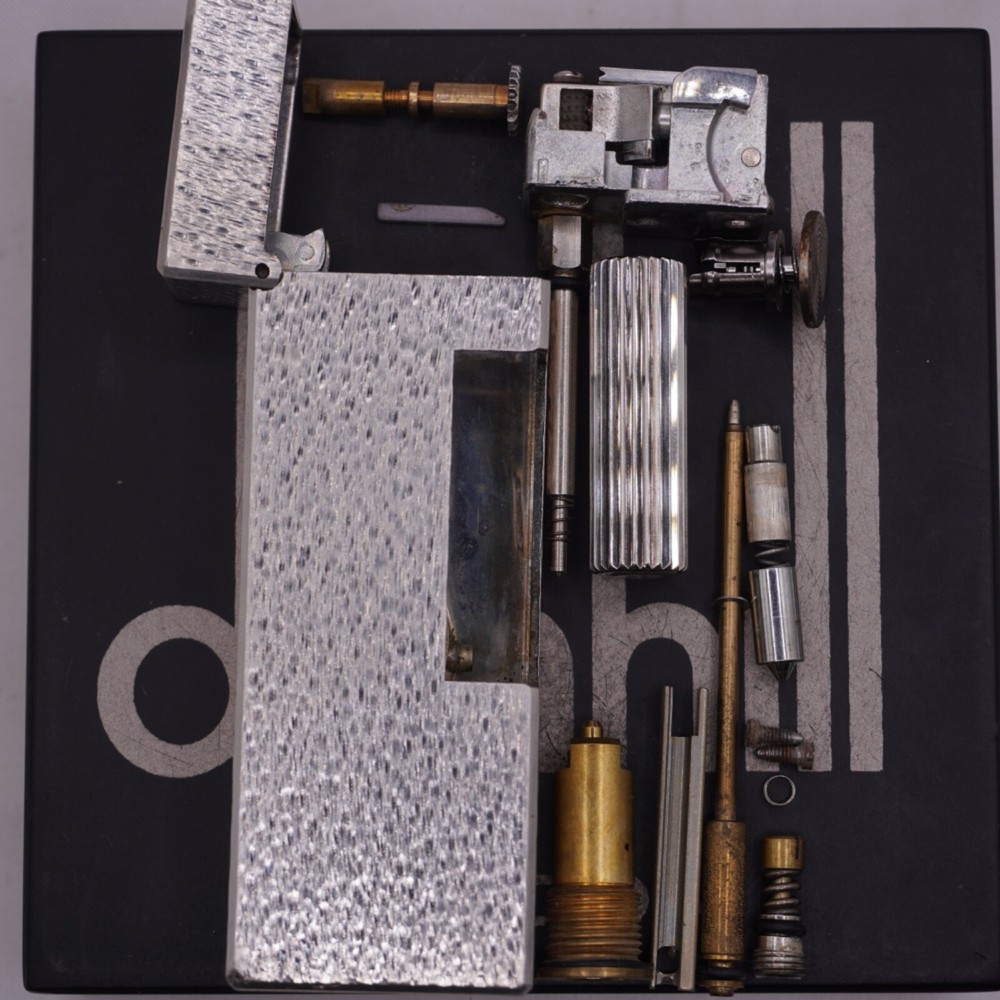 Dunhill Lighter Silver Sand Pattern-Ultrasonically Cleaned_Working