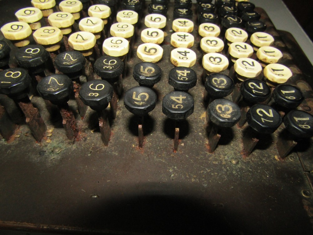 FELT & TARRANT COMPTOMETER