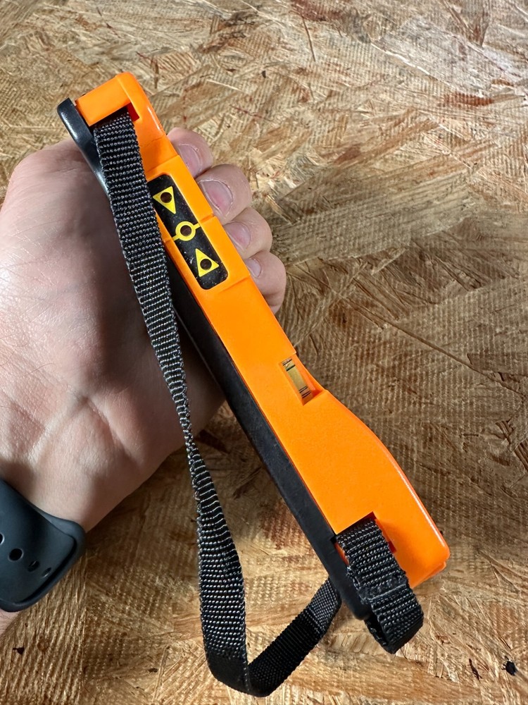 Johnson 40-6780 One-Sided Laser Detector ONLY USED, powers on