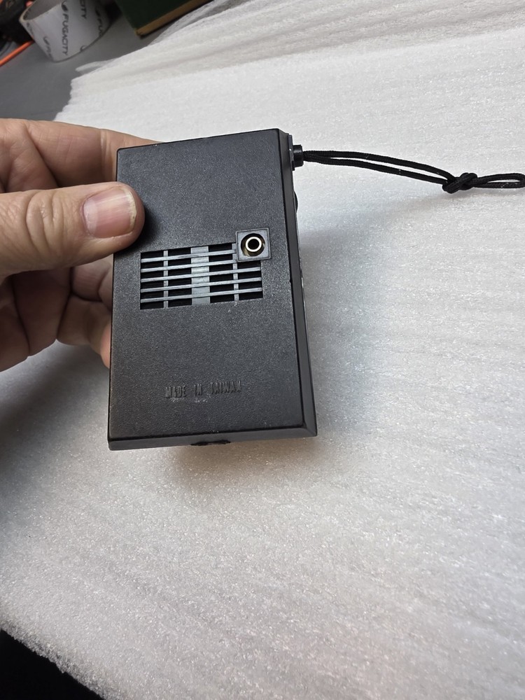 General Electric Solid State Black AM Radio
