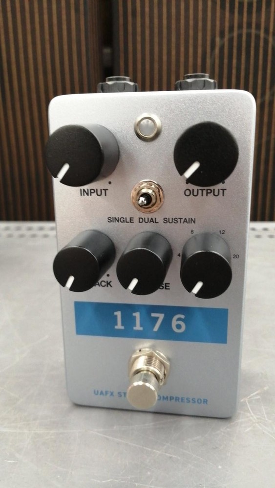 UNIVERSAL AUDIO UAFX 1176 Compressor